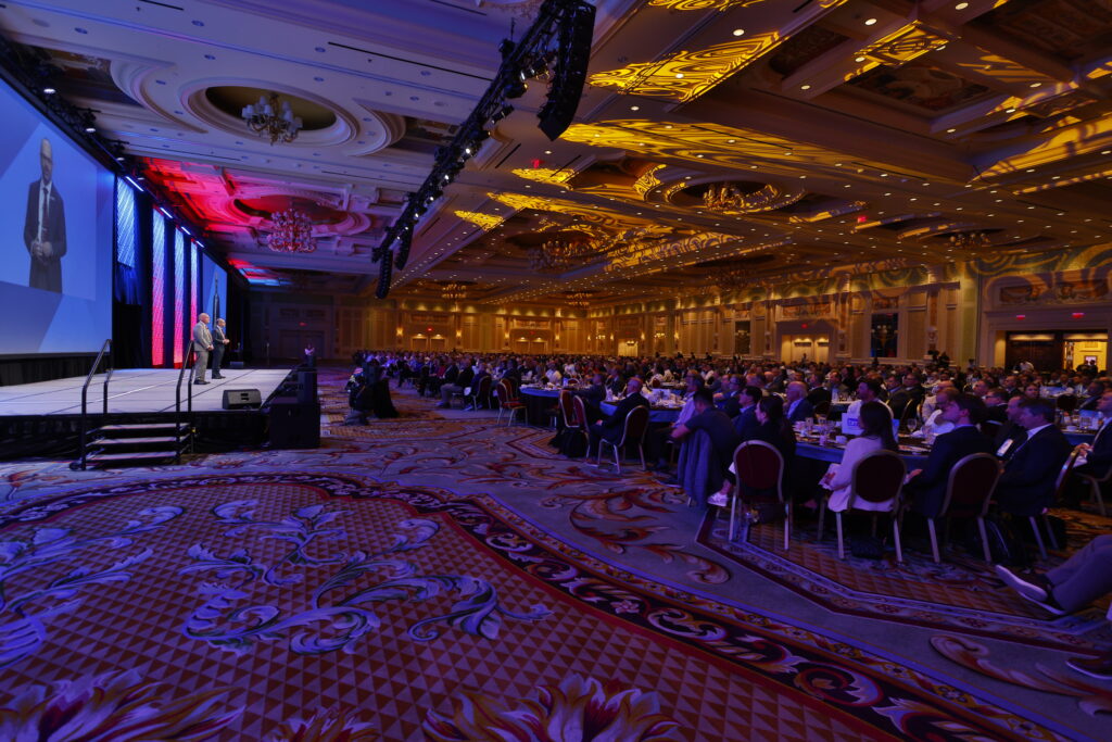 Hockey Legend Wayne Gretzky to Headline the Keynote Breakfast at AAPEX 2025