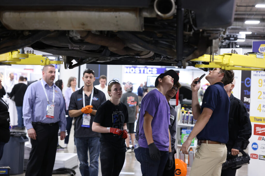 3 big ideas to solve the auto technician shortage