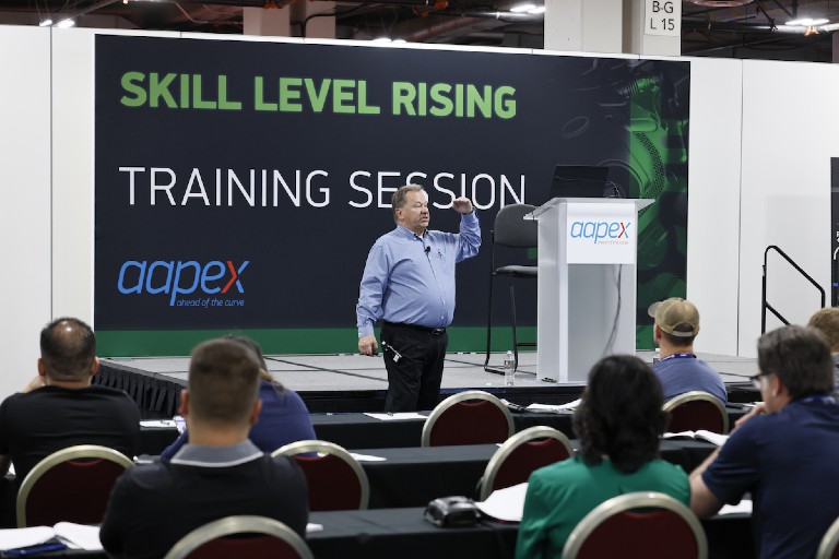One of the many training classes for shop owners at AAPEX.